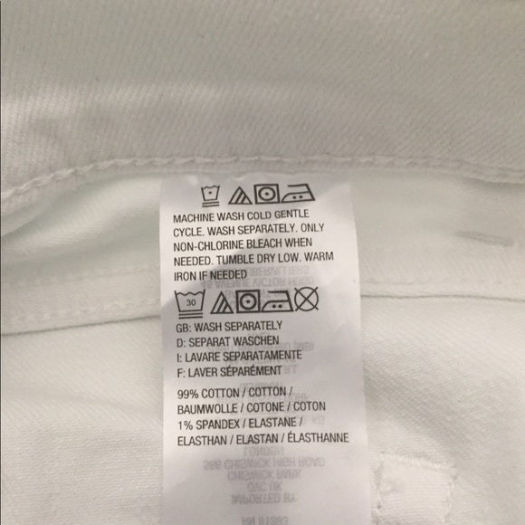 Plus size white jeans - Picture 3 of 9